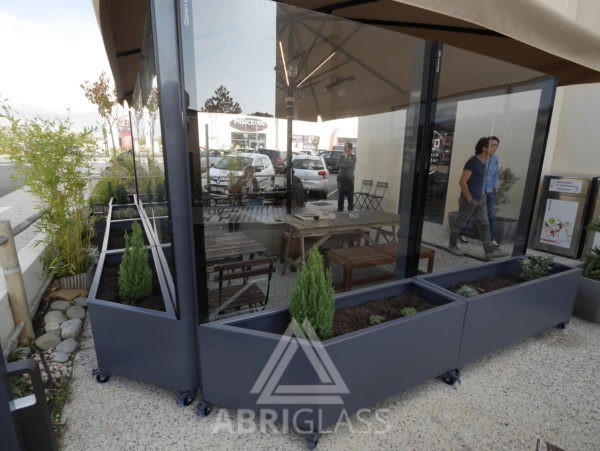 Bac jardinière et paravent fixe Barneoud