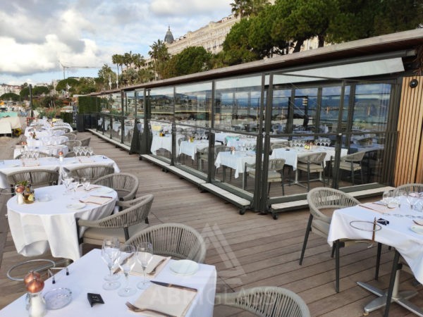 Paravents télescopiques sur roulettes - Cannes